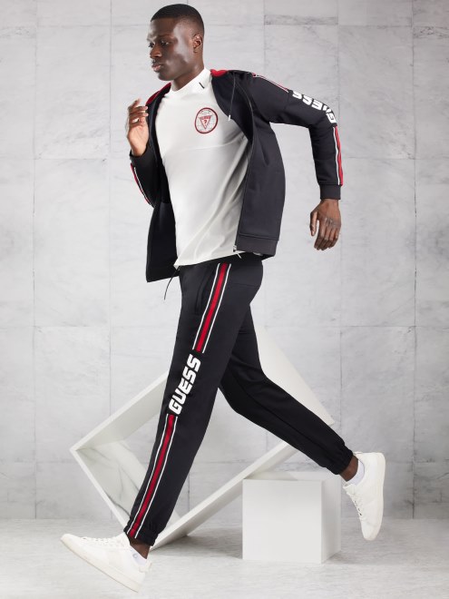 Supongo Que La Tienda Negra Es La Tendencia Del Look