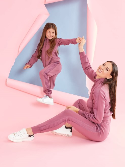 Compra El Look Burdeos Adivina Nueva Tendencia