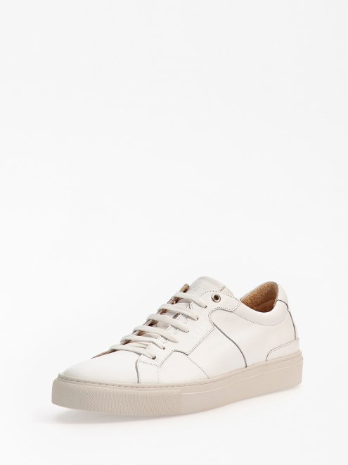 Zapatillas Bajas Ravenna De Cuero Blanco Guess