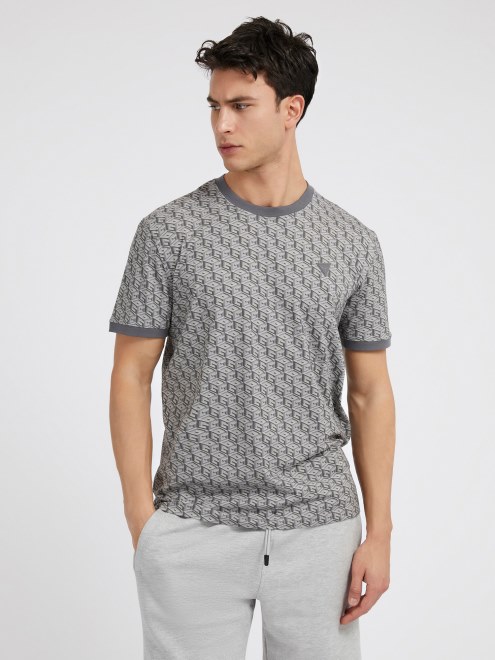 Camiseta Gris Con Logo De G Cube En Toda La Prenda