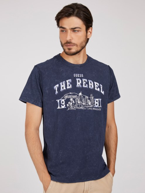 Camiseta Azul Con Estampado Frontal