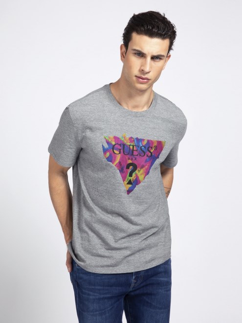 Camiseta Guess Gris Con Logo De Triangulo