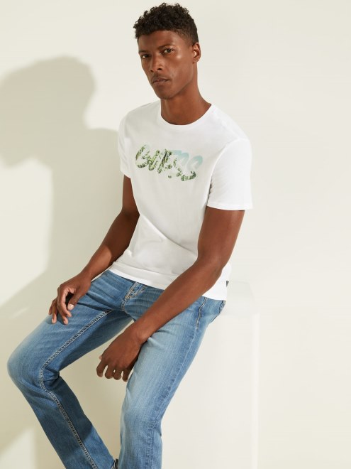 Camiseta Con El Logo Blanco En La Parte Delantera