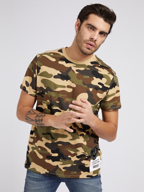 Camiseta Con Estampado De Camuflaje Y Estampado De Camuflaje