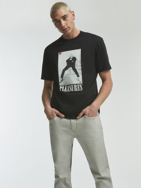 Camiseta Con Estampado Delantero Negro Guess