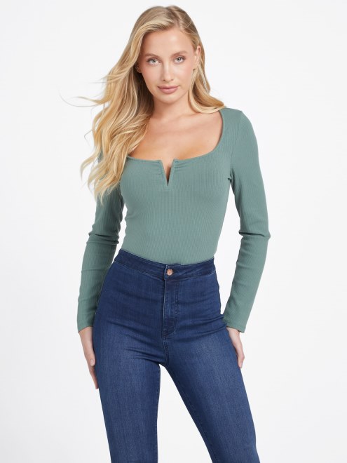 Supongo Que Eco Amari Parte Superior Del Bosque De Saturno