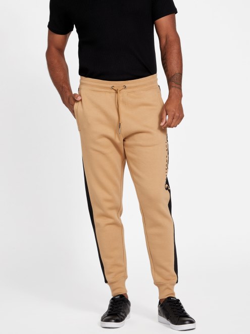 Jogger Con Logo Eco Marcus Taupe Tostado