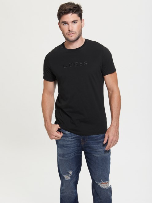 Camiseta Guess Con Logo Bordado En Negro Azabache